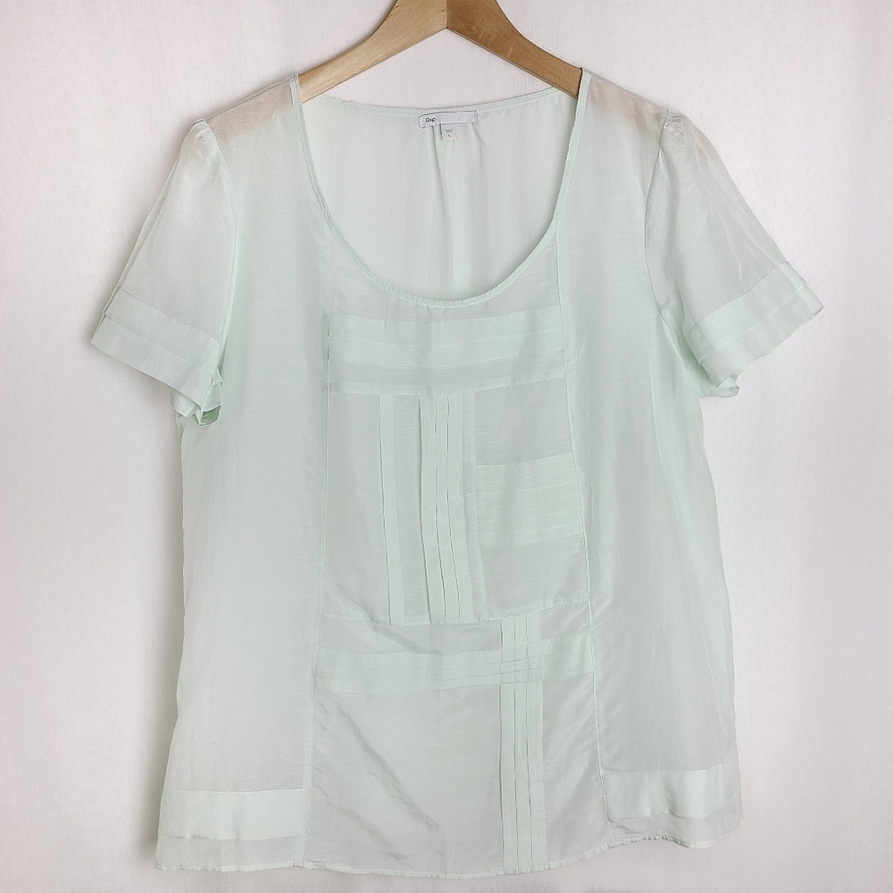 GAP Pleat Front Top